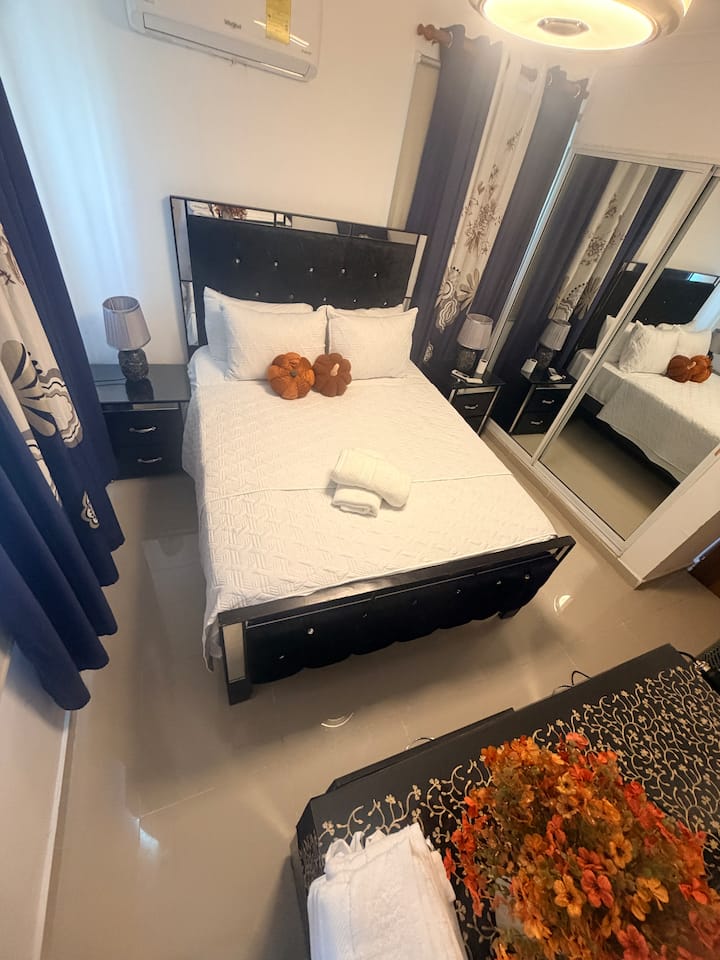 Schlafzimmer 2