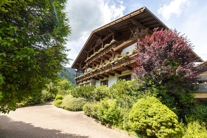 Appartment Im Bergdorf - Meransen