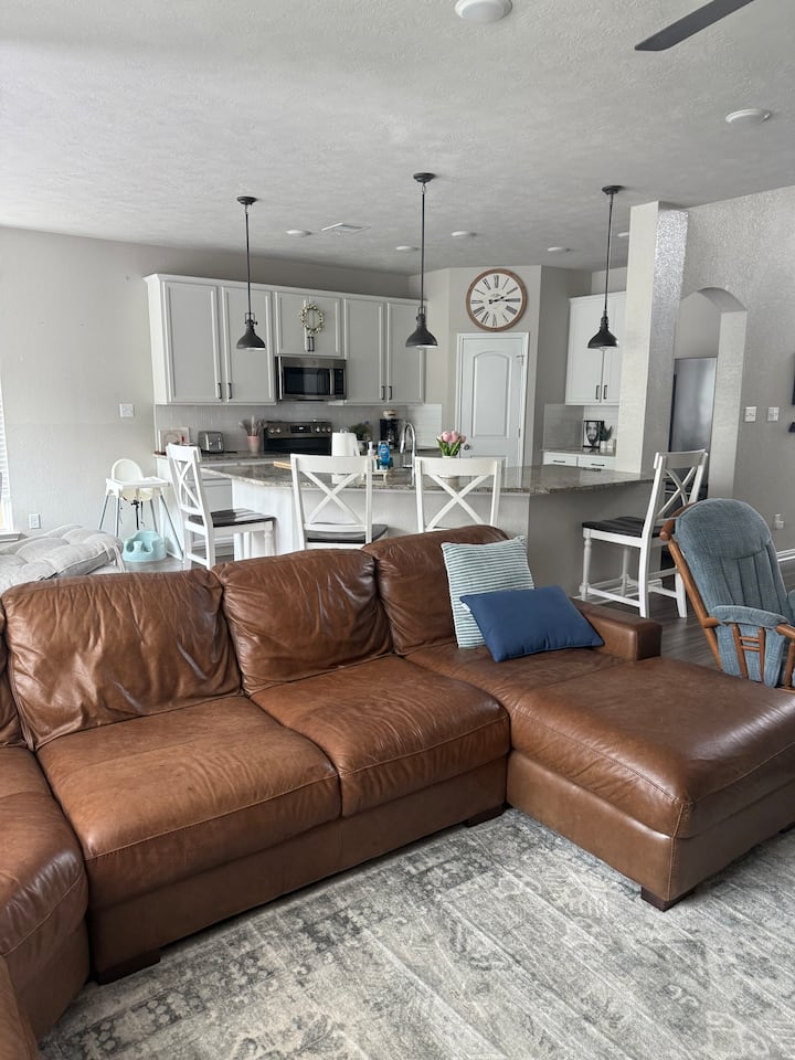 غرفة المعيشة 1