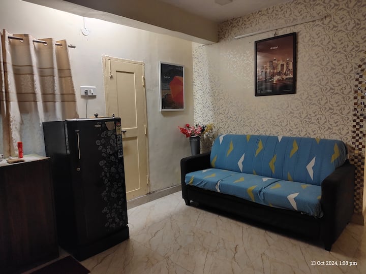 Single Pvt Room @ Adyar | Modern, Clean, Central - Chennai