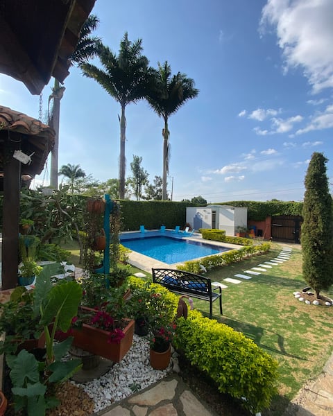 Tres Tejados, nice country house with pool