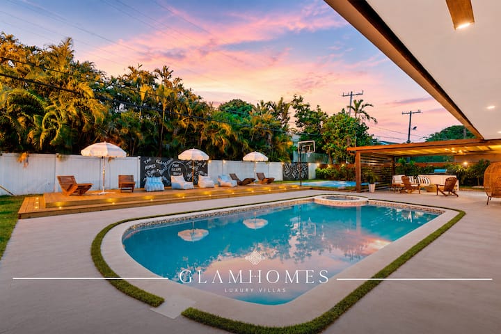 Villa Lumi | Pool  Jacuzzi  Spacious Terrace - Broward County, FL