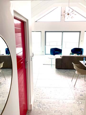 Spectacular views in Glencairn gallery image 4