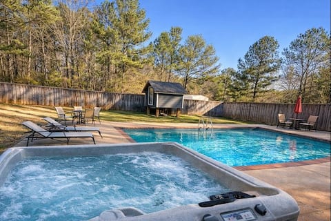POOL / Hot Tub/ Pet Friendly / Sleeps 10
