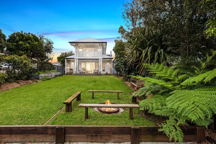 The Beech House – Beachfront Home