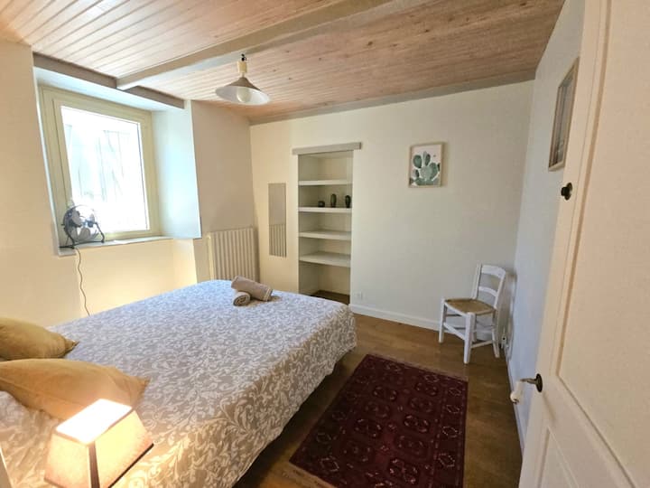 საძინებელი 3