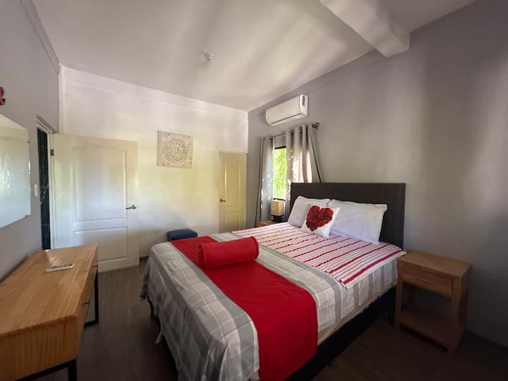 საძინებელი 1