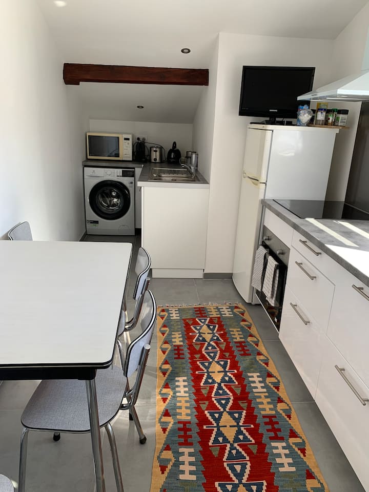 Superbe Appartement Rénové Proche De La Mer. - Cagnes-sur-Mer