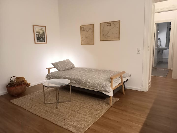 Charmant Appart Calme Dans Un Immeuble Historique - Hermsdorf