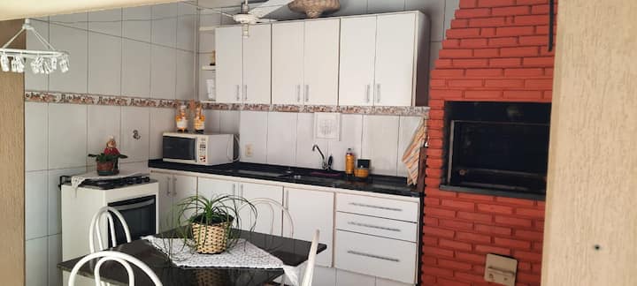 Cantinho Vovó Teka *Com Ar-condicionado* No Centro - Brotas