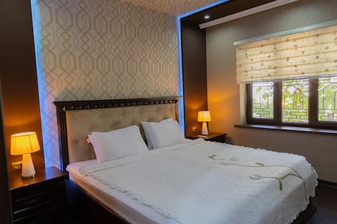 Wonderful place to stay in Samarkand, Registan Sq