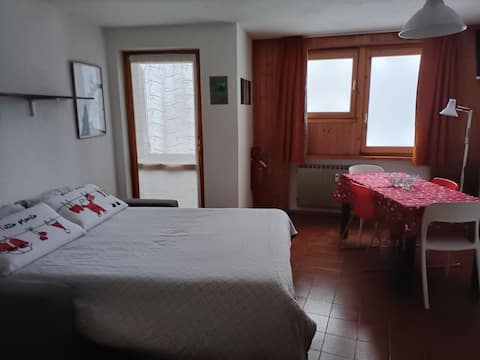 Proprietà Airbnb di successo: Accommodation no. 13 at 1800 meters above sea level - Pila a Gressan