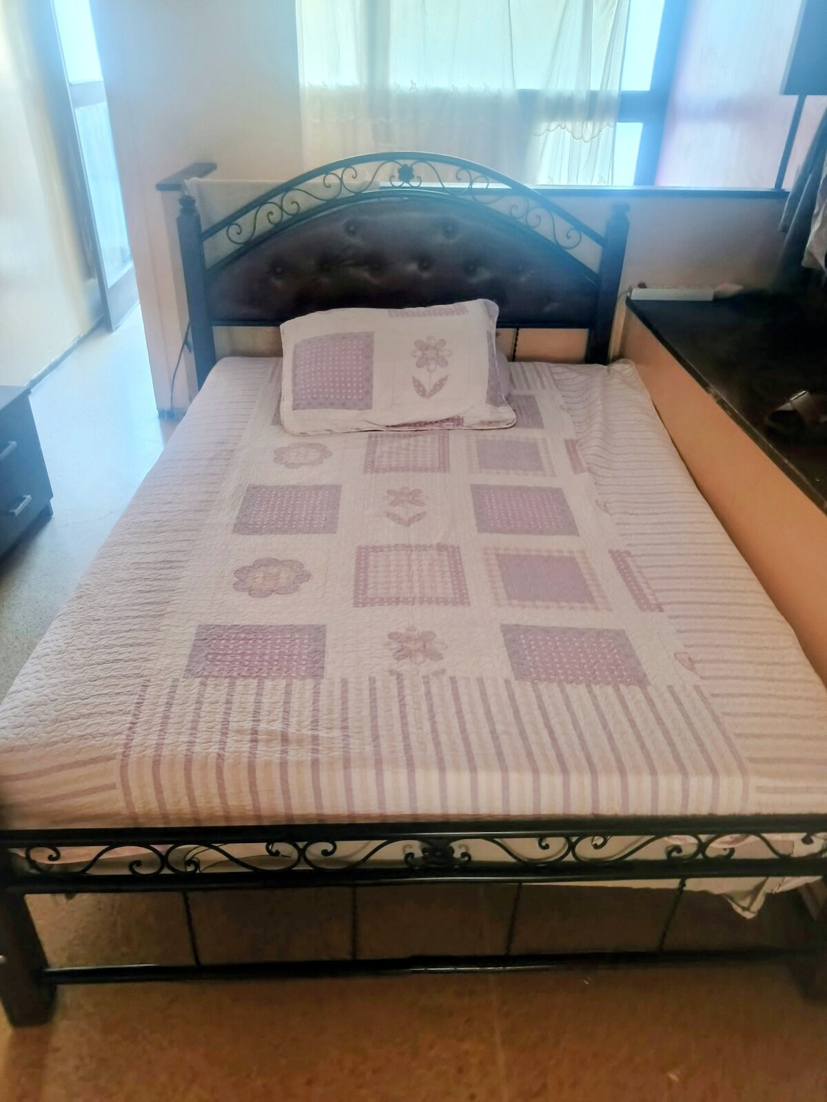 Loft in Casablanca  425  1 bedroom  1 bed  1 shared bath - image 2