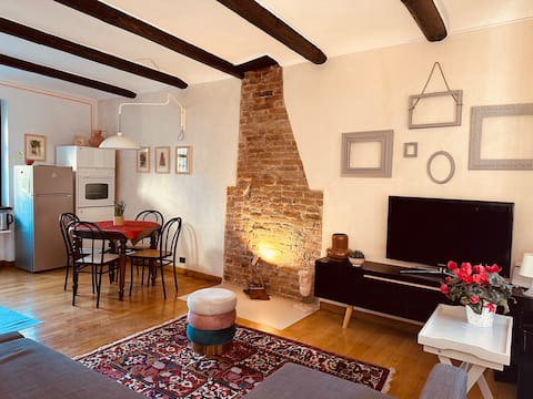 Top performing Airbnb: Casa Caroli|Dimore di Langa, charm in central Alba in Alba