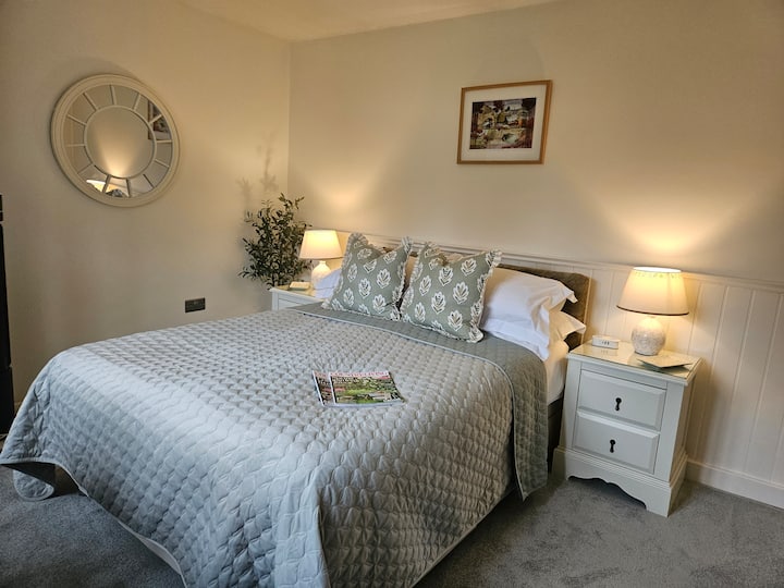 Charming Cotswold B&b In Lechlade On Thames - Cotswolds