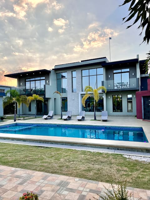 Villa Beast Mode
