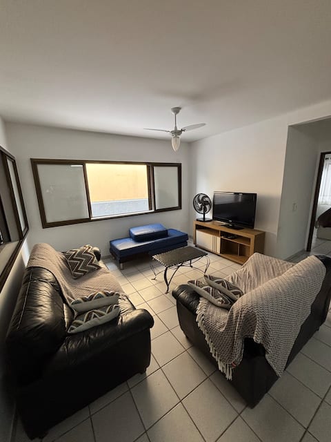 Top Airbnb: 90 Meters from the Sea | Balneário Betaras | Pleasant Location em Matinhos