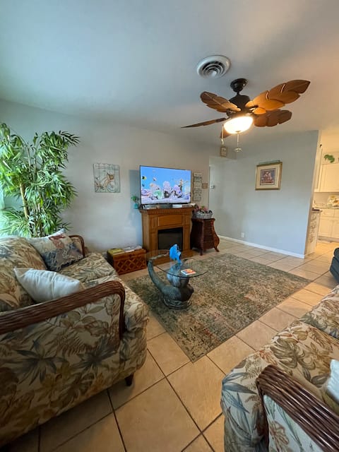 Popular Airbnb listing: The Captured Mermaid Retreat in Titusville