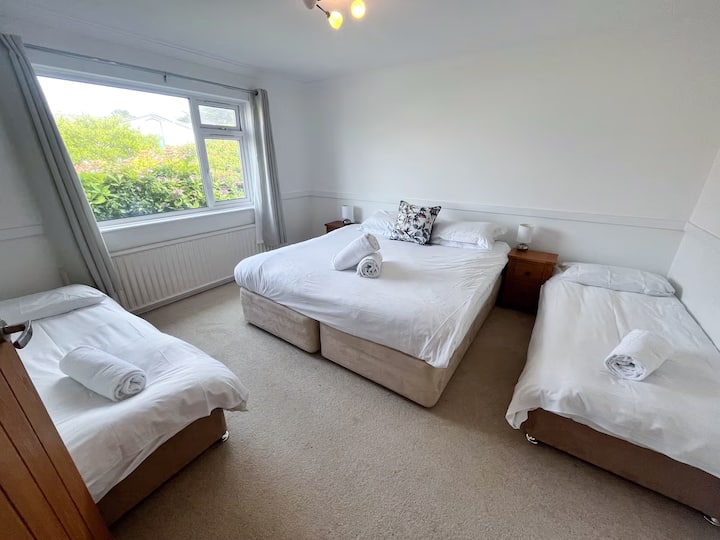 غرفة النوم 1