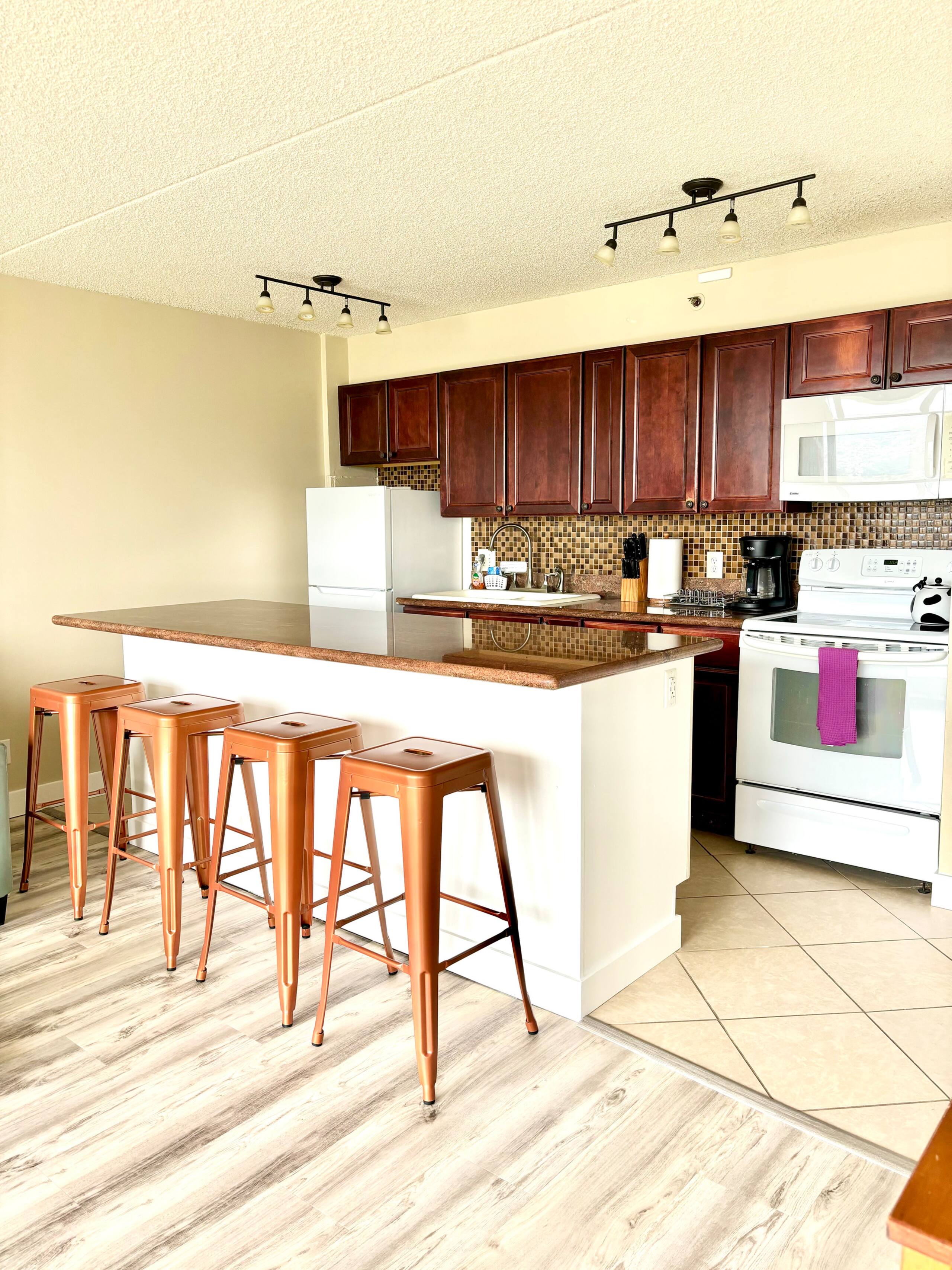 Condo in Honolulu · ★4.8 · 1 bedroom · 3 beds · 1 bath - Image 7