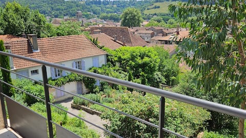 Cottage with exceptional views