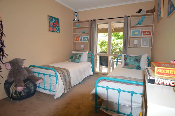 غرفة النوم الثالثة - غرفة الأطفال