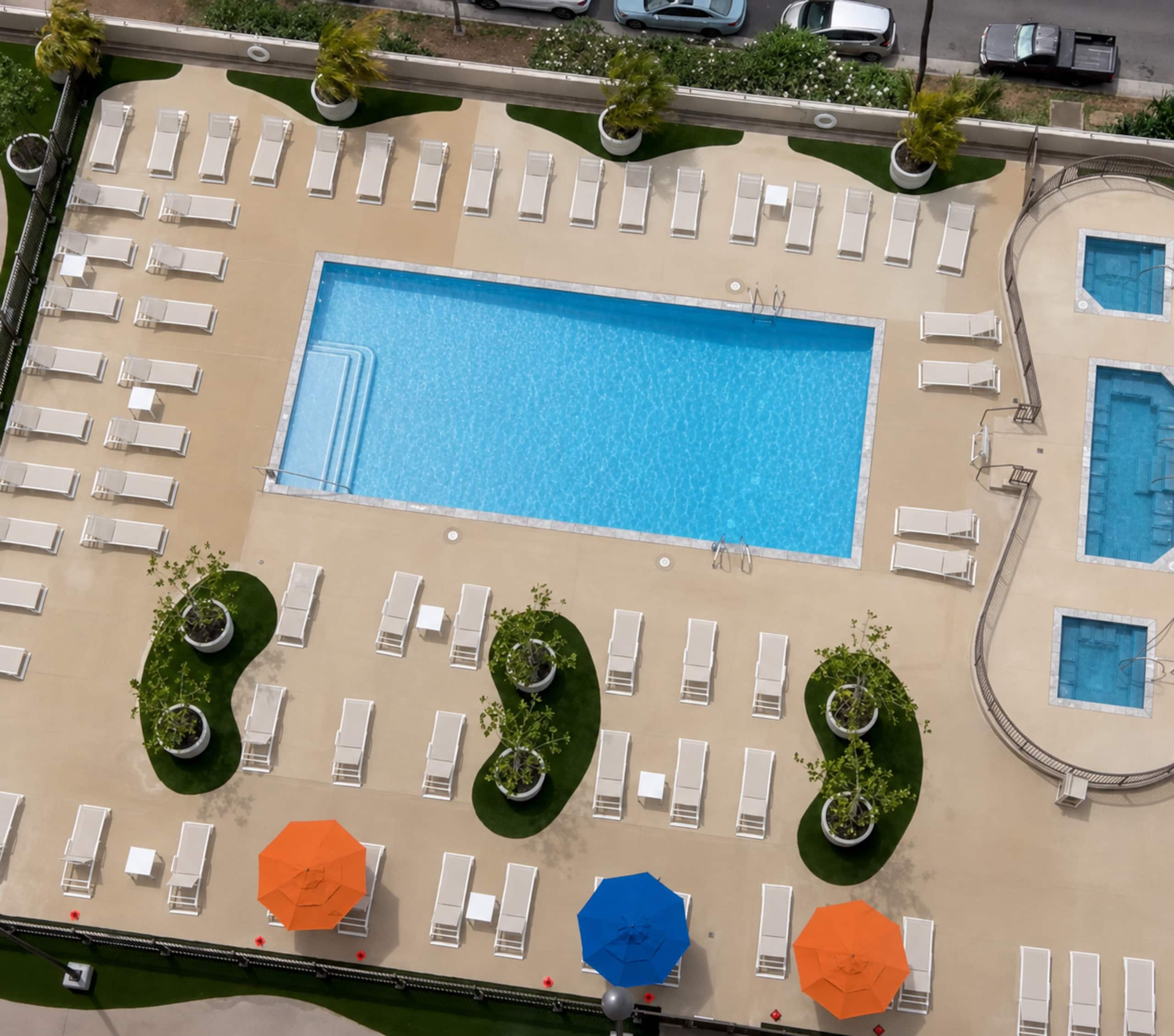 Condo in Honolulu · ★4.91 · 1 bedroom · 3 beds · 1 private bath - Image 33