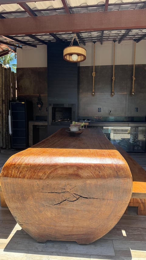 Grussai Yellow House