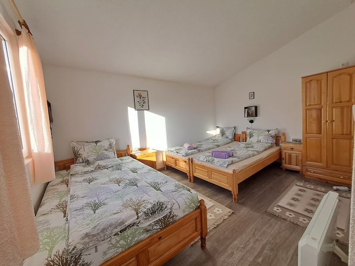 საძინებელი 2