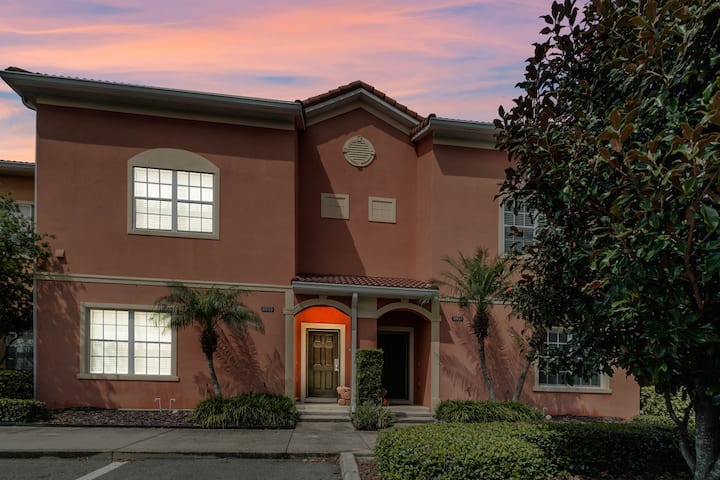4 Bedroom/ 3 Bathroom Paradise Palms (8957 Cp) - Lake Buena Vista, FL