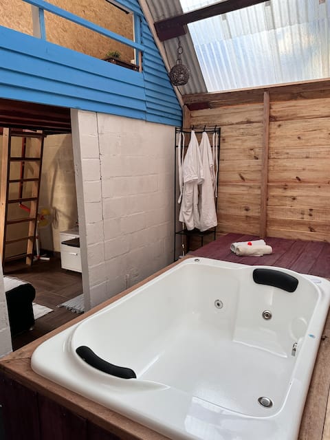 Tranquility: 30 minutes from Flamboyant! Chalés do Lago