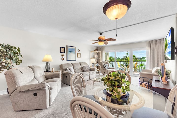 Casa Con Vista,sea Club #104~water View, Pool! - Indian Shores