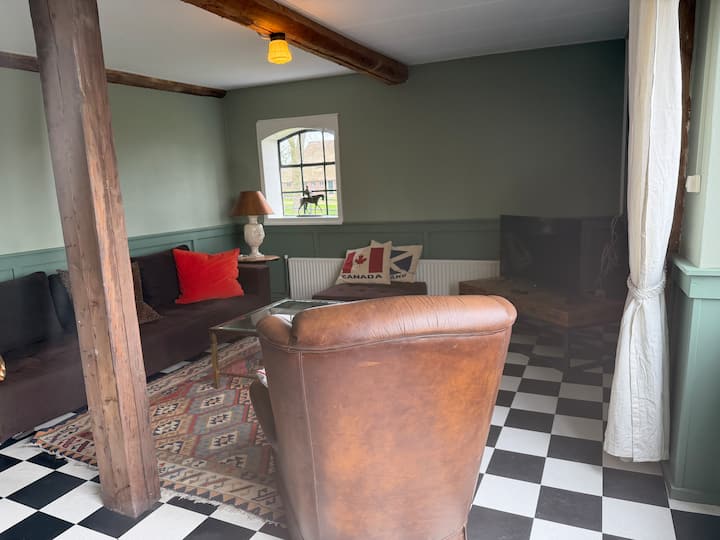 Sfeervolle Cottage In Veeningen. - Hoogeveen