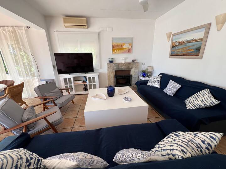 Villa Con Piscina Y Encanto En Cala Bassetes - Calp