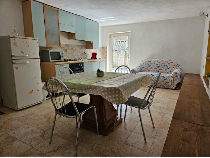 Casa Cavour
Identificativo Cin It111063c2000s3666 - Carbonia