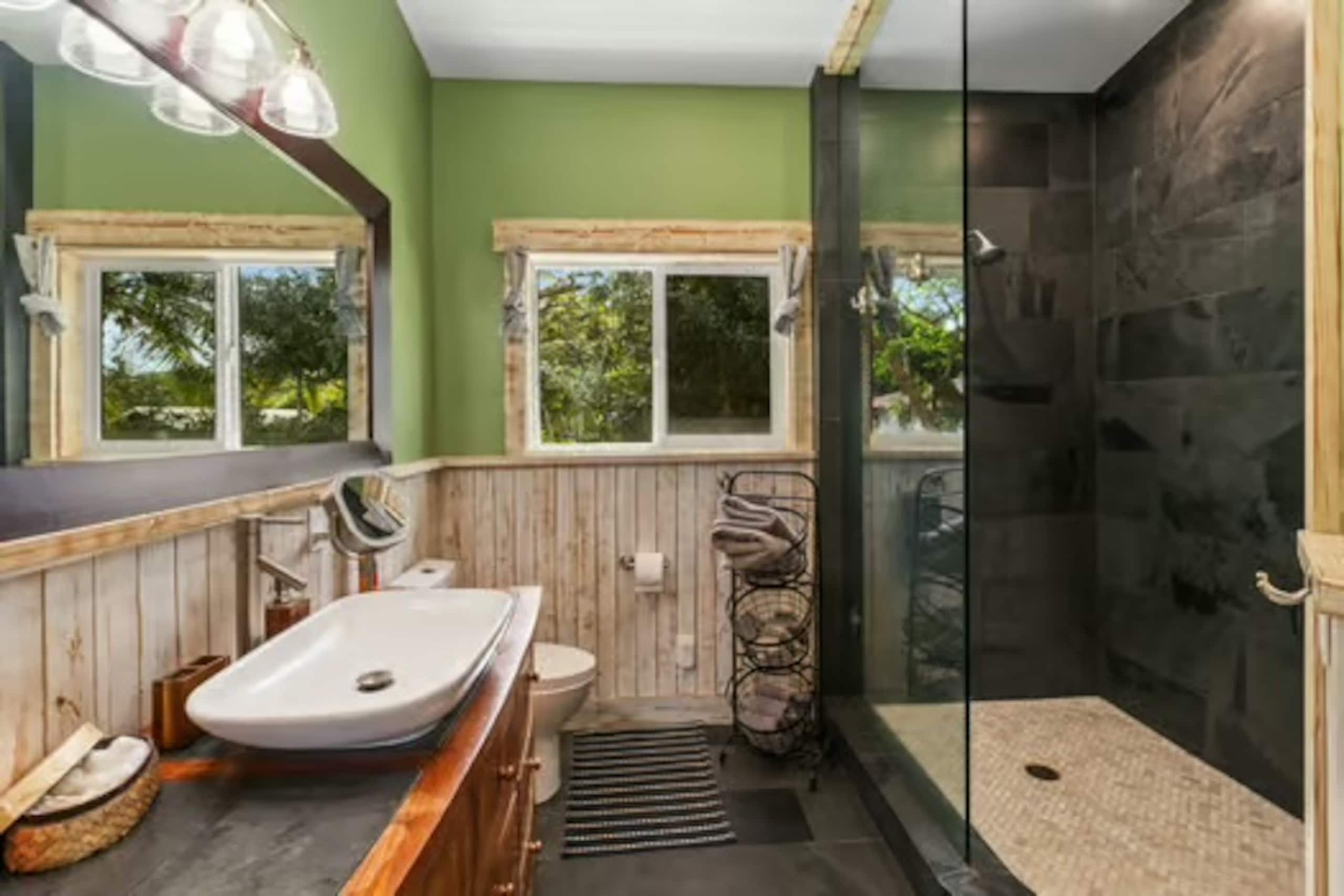 Haiku Hideaway - Stand-alone 2 bedroom farm house - Photo 49