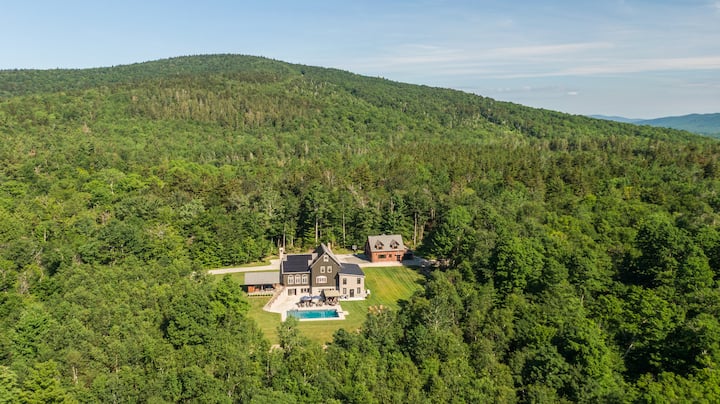 Luxury Two-home Vermont Estate Near Ski Resorts - Grafton, VT
