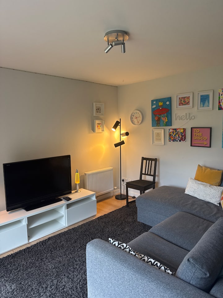 Cosy New Garden  Apartment. Sleeps 2. - Glasgow