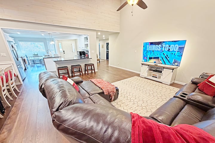 Secluded 4br 3.5bath W/private Pool (Ballantyne) - Camp Snoopy, Fort Mill