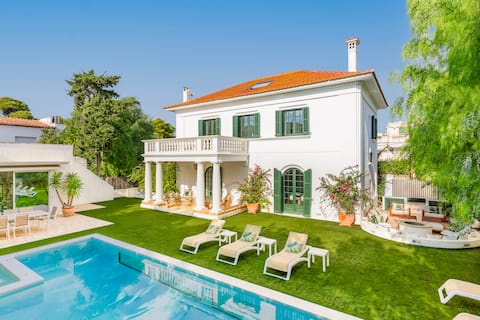Pure Luxury Villa De Los Leones in Sitges Near the Sea