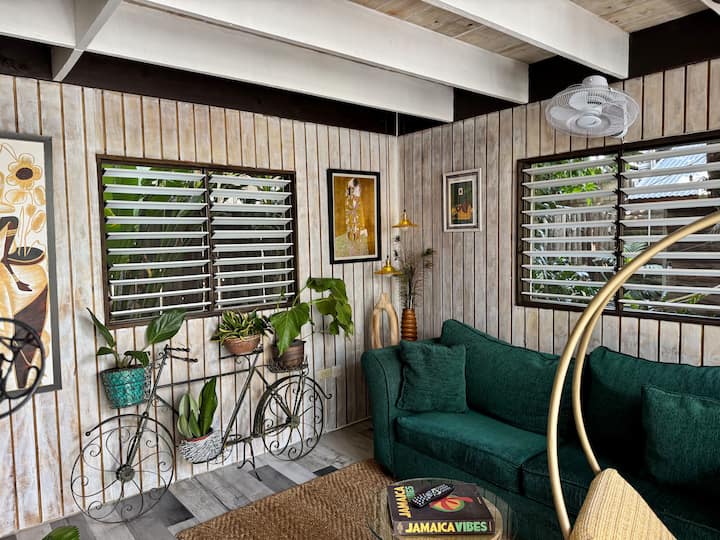 City Nirvana |Perf Location | Unwind & Enjoy - Kingston
