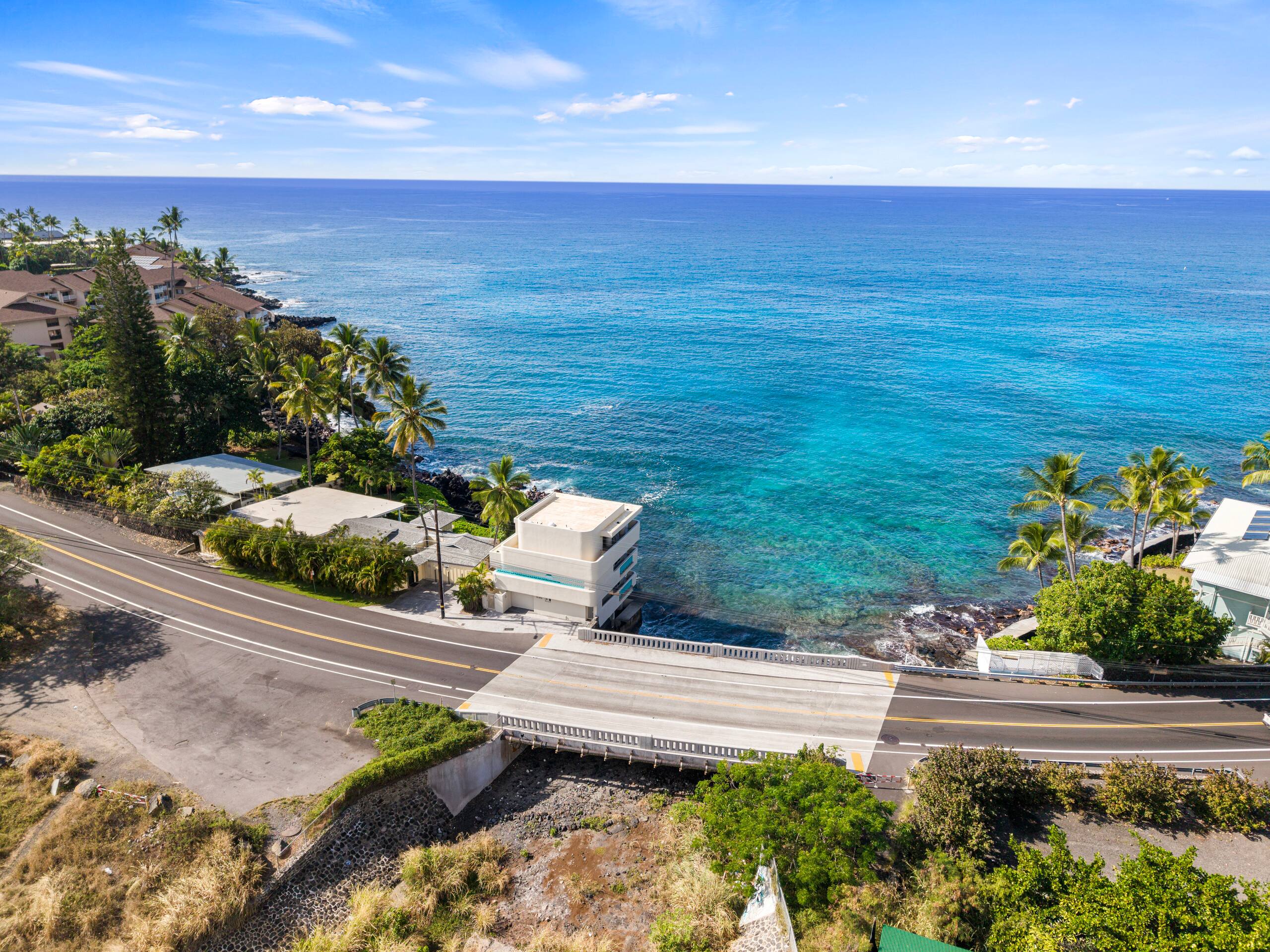 Home in Kailua-Kona · ★4.89 · 4 bedrooms · 4 beds · 4 baths - Image 58