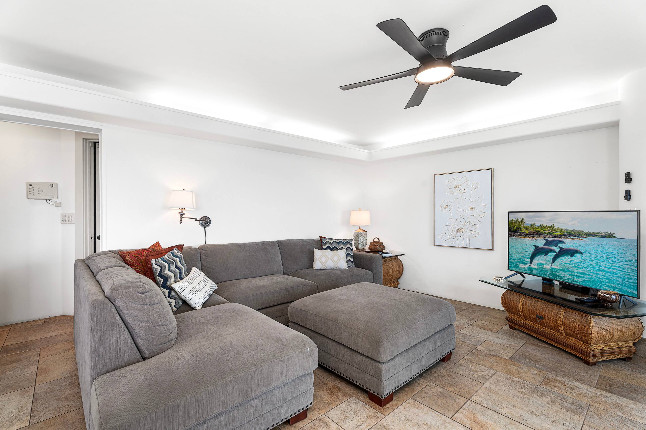 Home in Kailua-Kona · ★4.89 · 4 bedrooms · 4 beds · 4 baths - Image 21