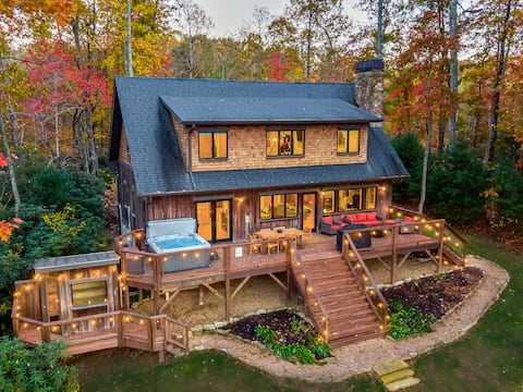 Blue Ridge Panorama Views•Hot Tub•Spa-Like Retreat