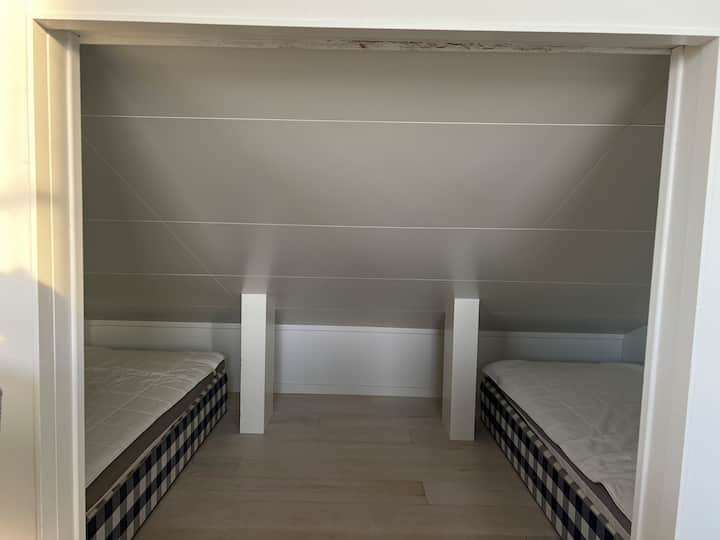 Dhomë gjumi 2