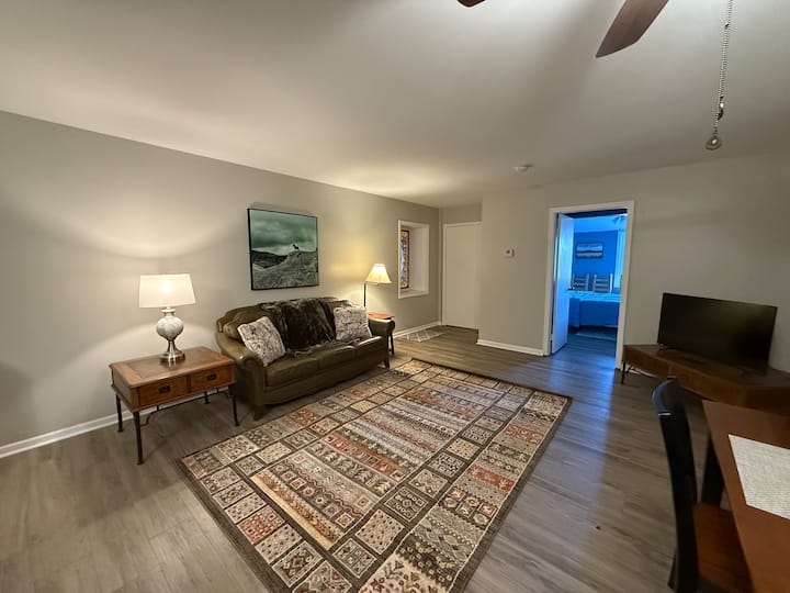 Peaceful Horse Farm Stay Private & Quiet - Lake Geneva, WI
