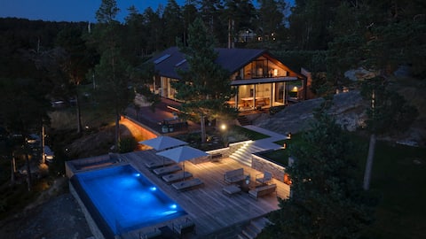 Luxurious Archipelago Villa Stockholm