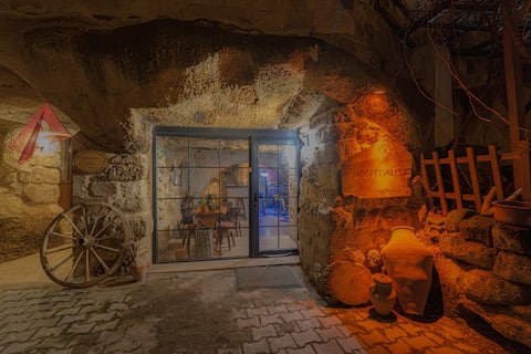Cappadocia Cave House/cappadociacaveman' if choose