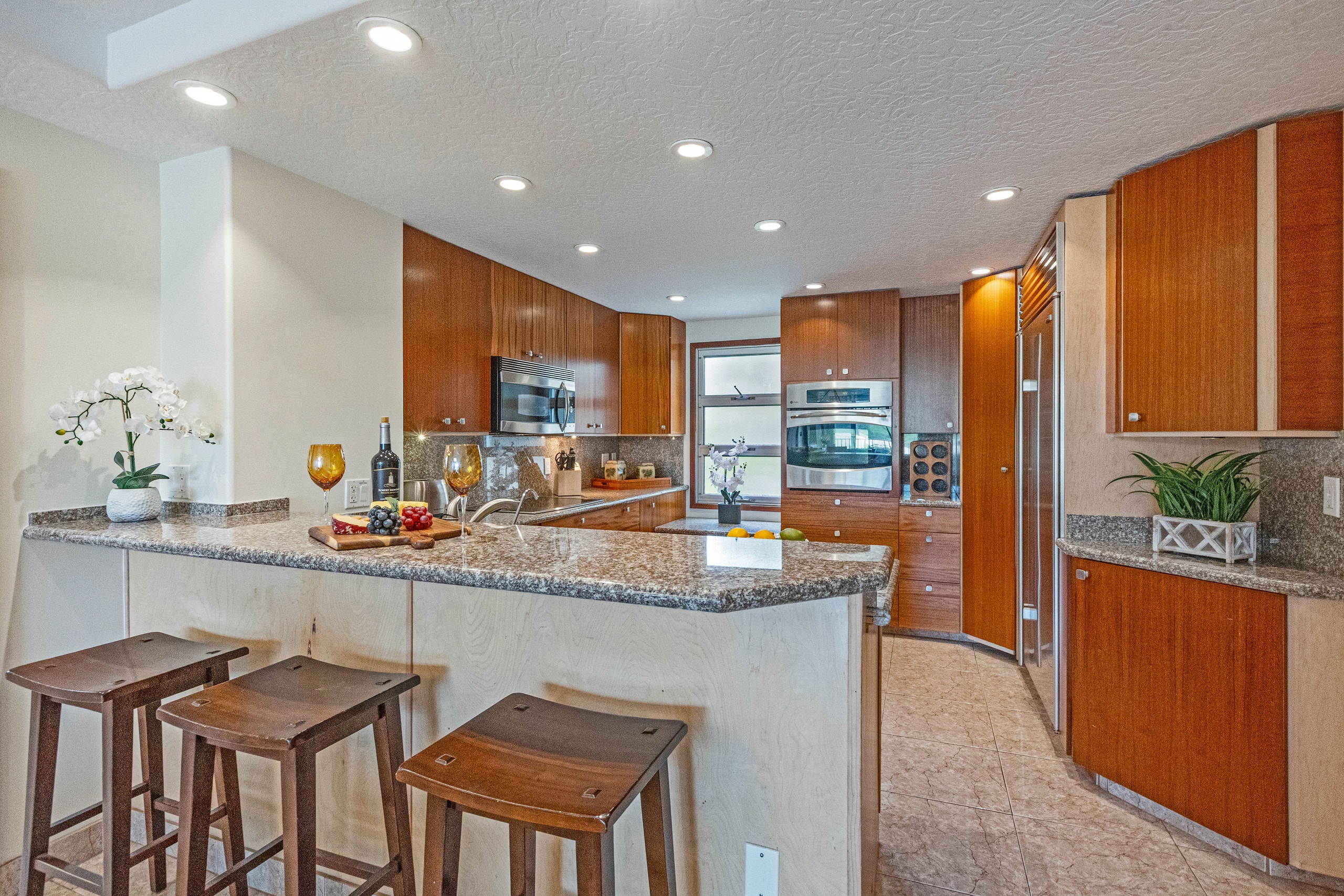 Condo in Kihei · ★4.84 · 2 bedrooms · 3 beds · 2 private baths - Image 9