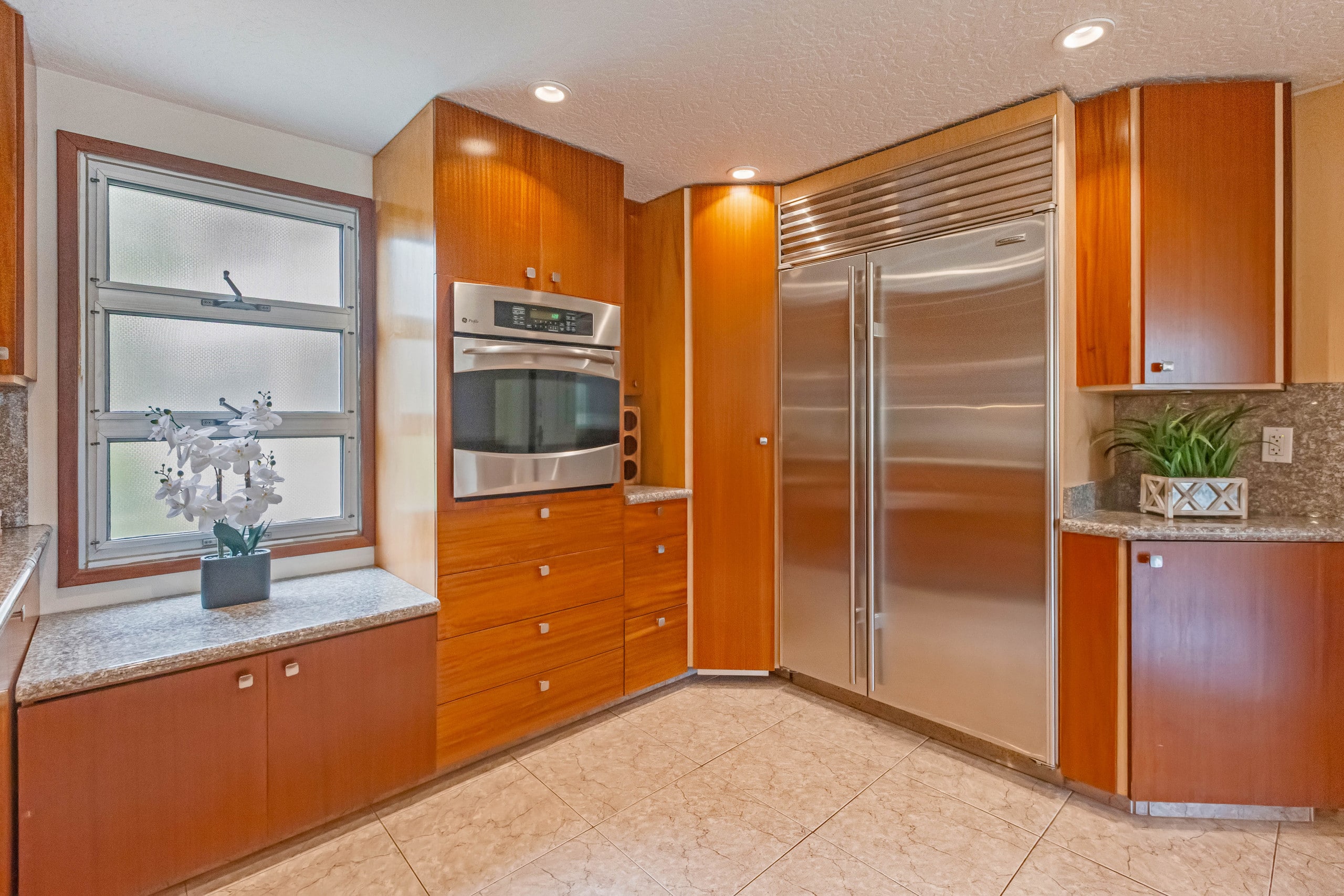 Condo in Kihei · ★4.84 · 2 bedrooms · 3 beds · 2 private baths - Image 8